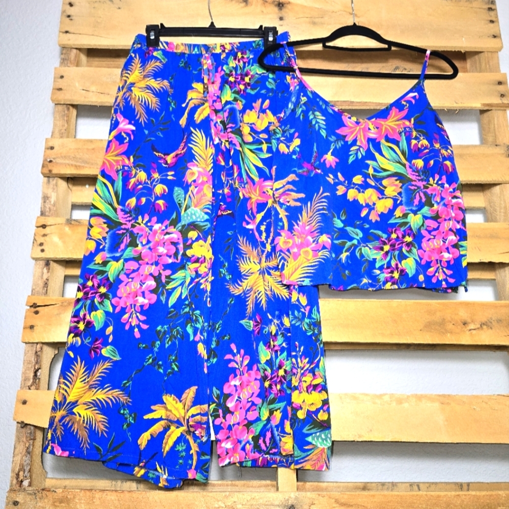 Vibrant Floral Two-Piece Set Size:M